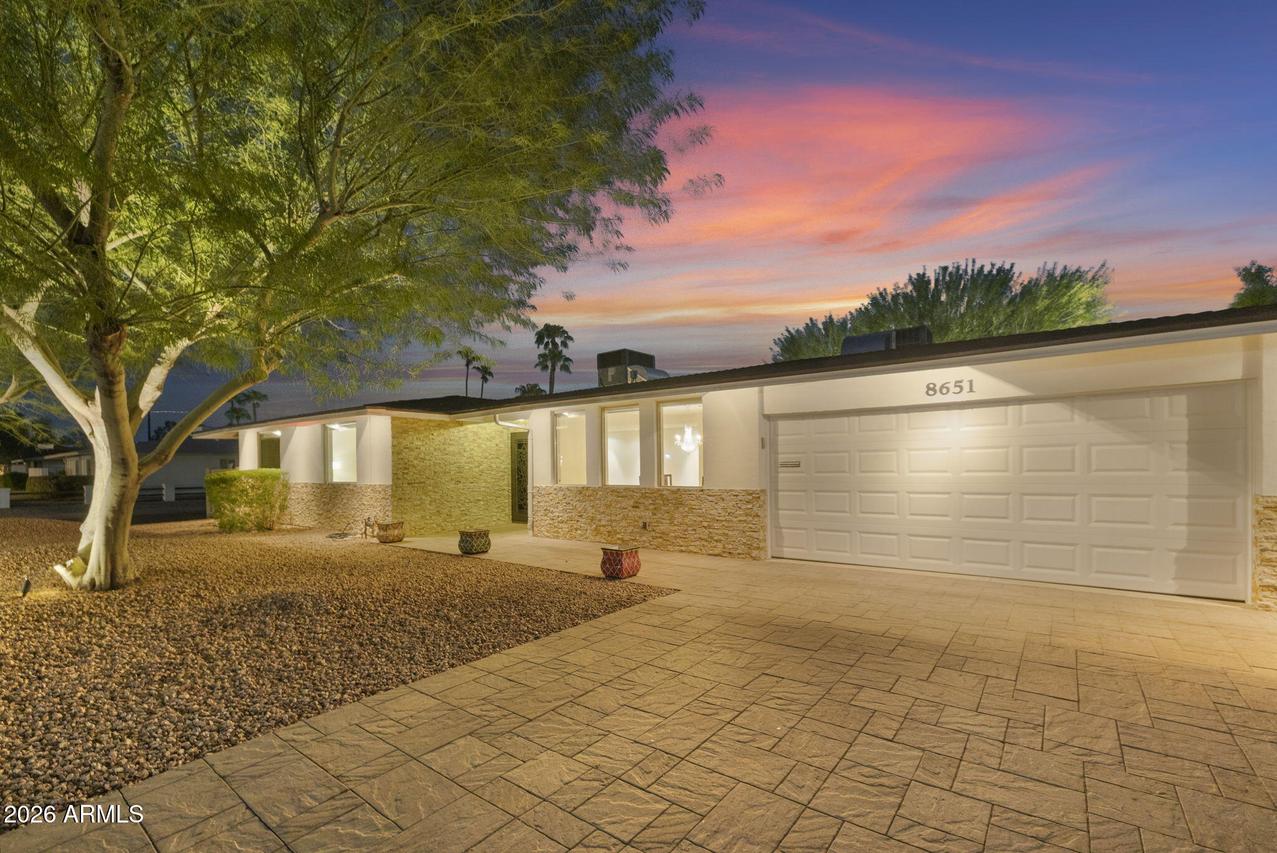 8651 E Camelback Rd., Scottsdale, AZ 85251