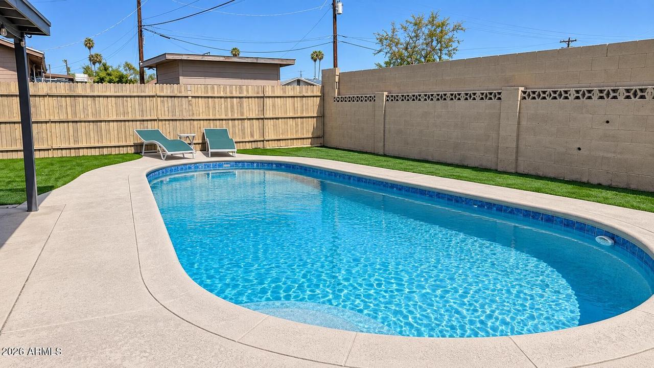 3817 N 59th Dr., Phoenix, AZ 85033