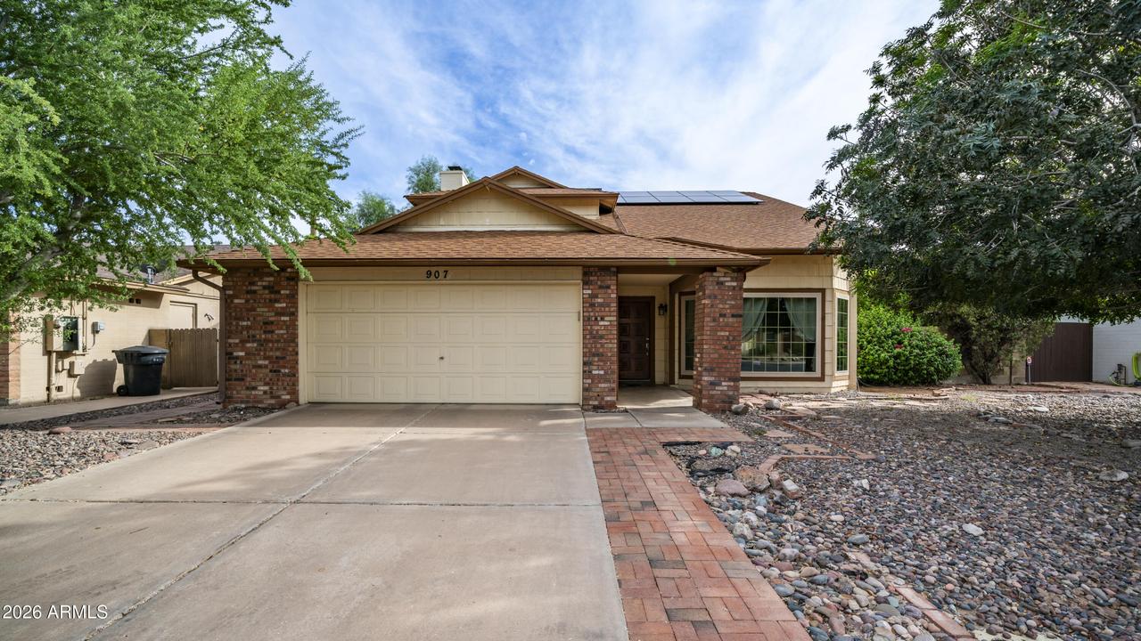 907 W Plata Ave., Mesa, AZ 85210