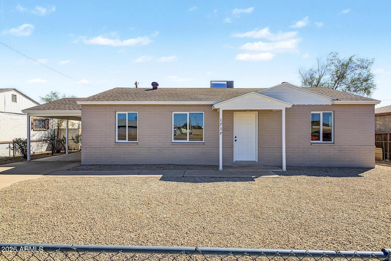 1717 W Pima St., Phoenix, AZ 85007