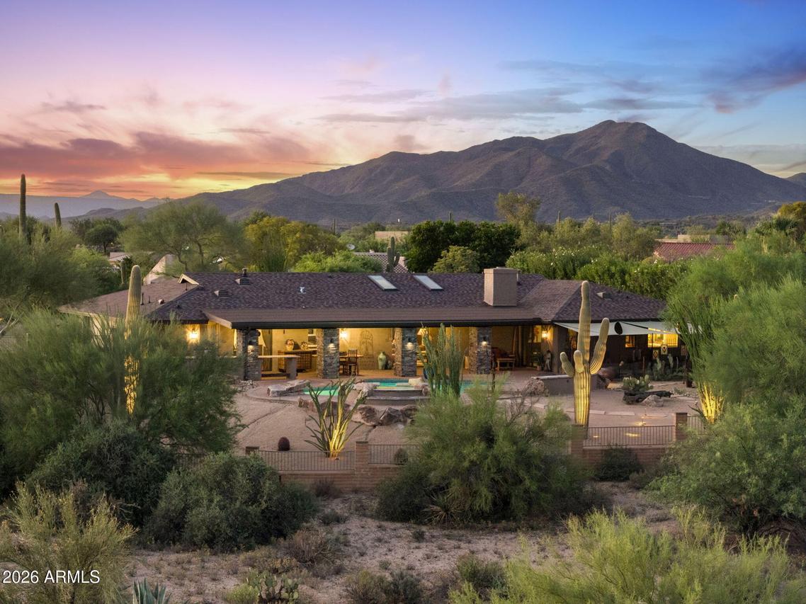 9045 E Lazywood Pl., Carefree, AZ 85377