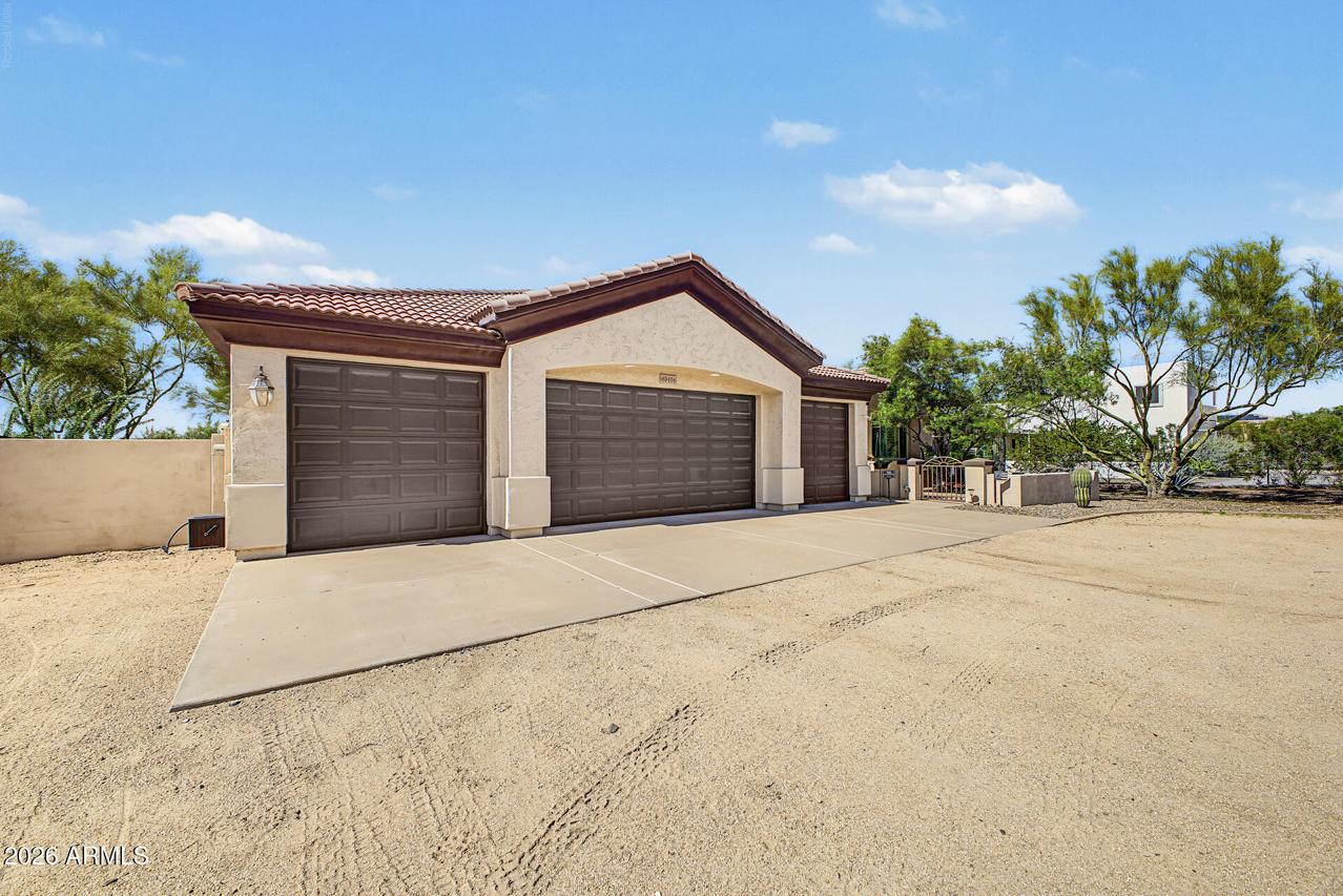 40406 N Central Ave., Phoenix, AZ 85086