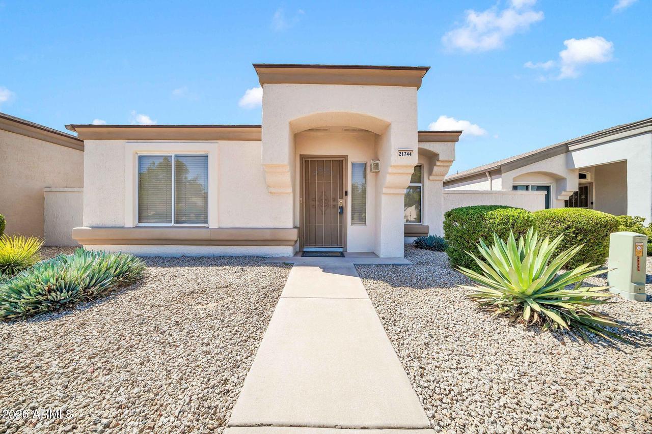 21744 N Verde Ridge Dr., Sun City West, AZ 85375