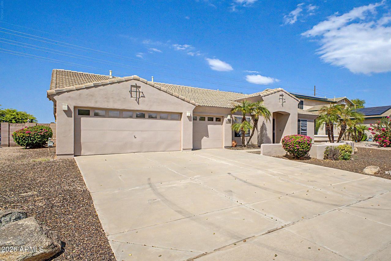 2050 S Portland Ave., Gilbert, AZ 85295