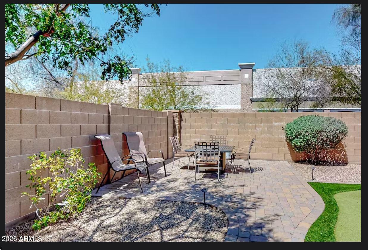16592 W Post Dr., Surprise, AZ 85388
