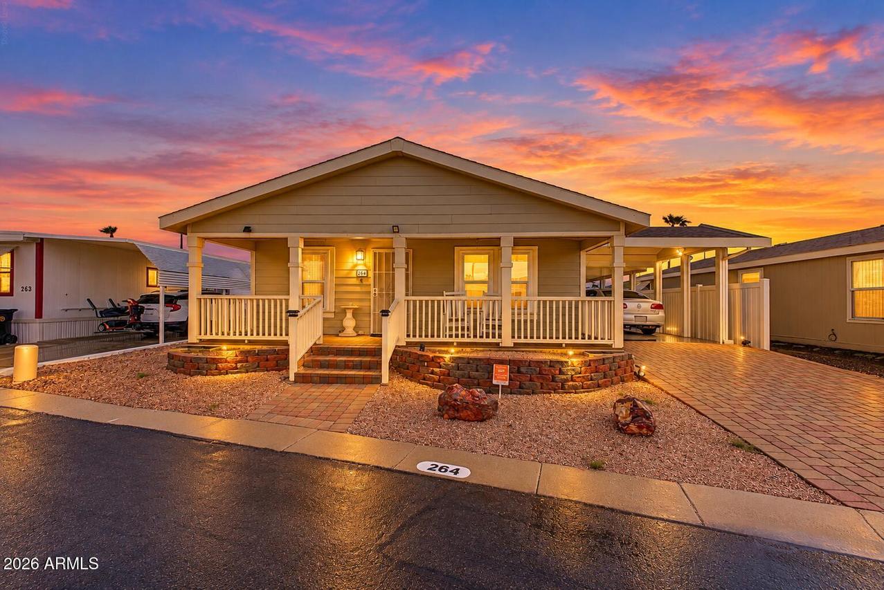 201 S Greenfield Rd. #264, Mesa, AZ 85206