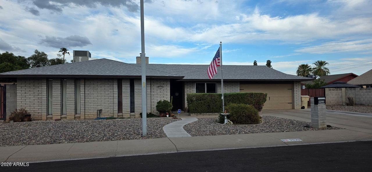 9025 N 48th Dr., Glendale, AZ 85302