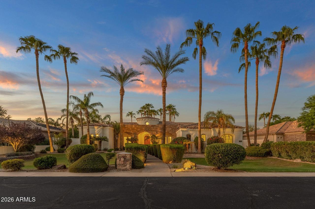 2156 E Champagne Pl., Chandler, AZ 85249