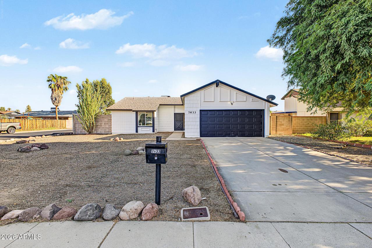 7633 W Wolf St., Phoenix, AZ 85033