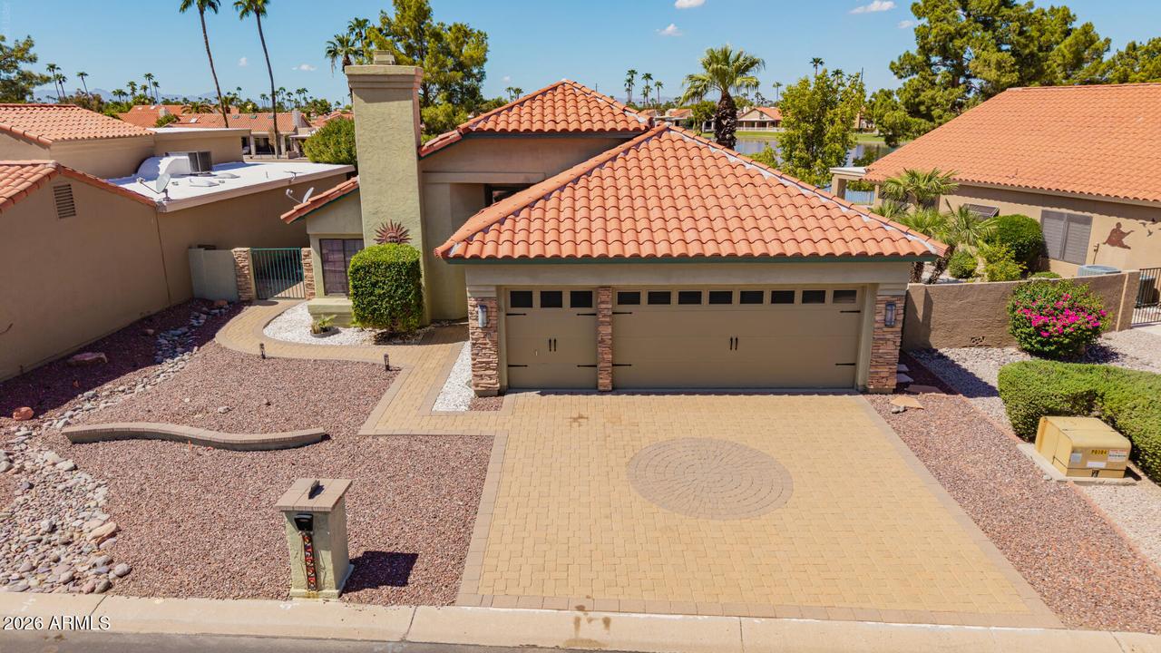 25228 S Cloverland Dr., Sun Lakes, AZ 85248