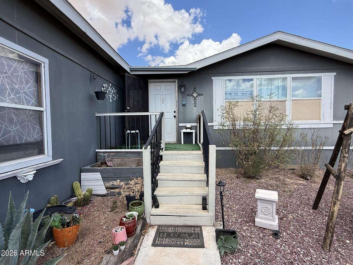 17764 W Summers Ln., Casa Grande, AZ 85193