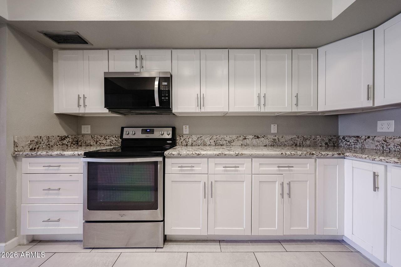 412 Leisure World, Mesa, AZ 85206