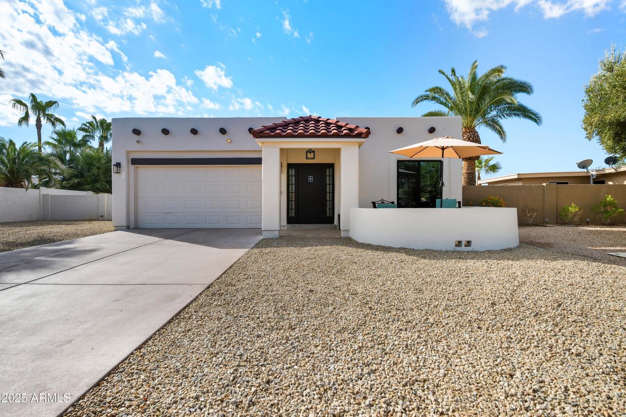 26661 S Howard Dr., Sun Lakes, AZ 85248