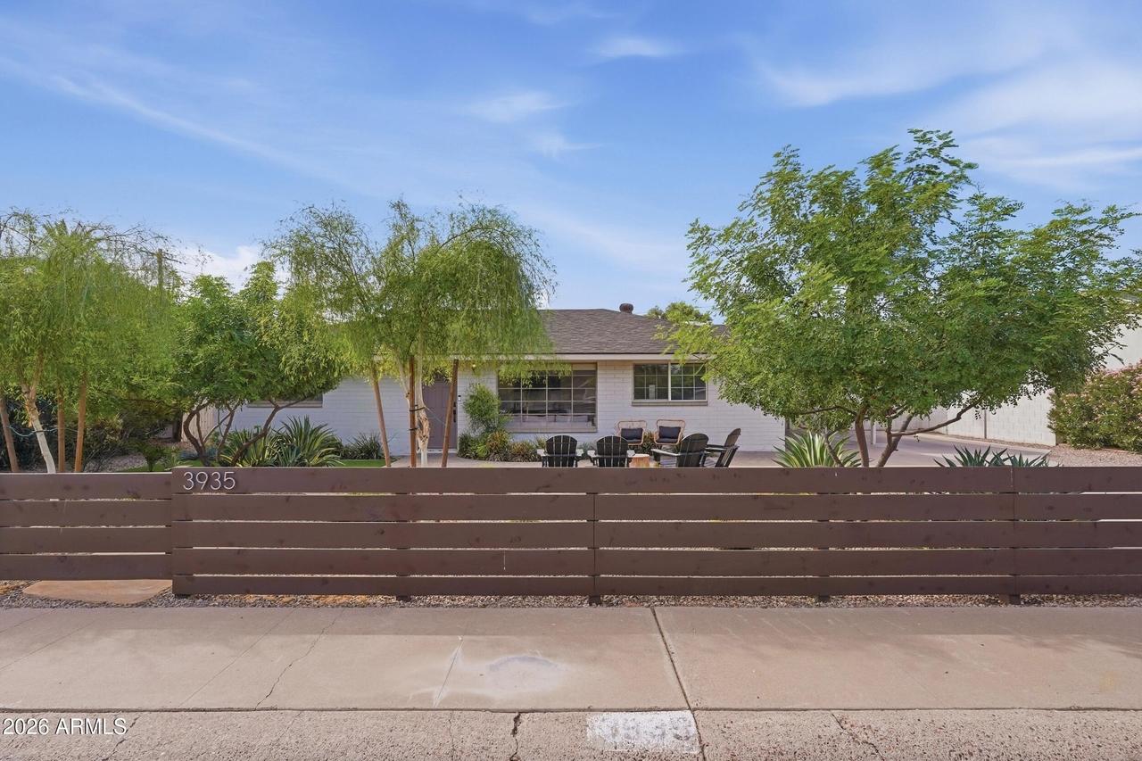 3935 E Whitton Ave., Phoenix, AZ 85018