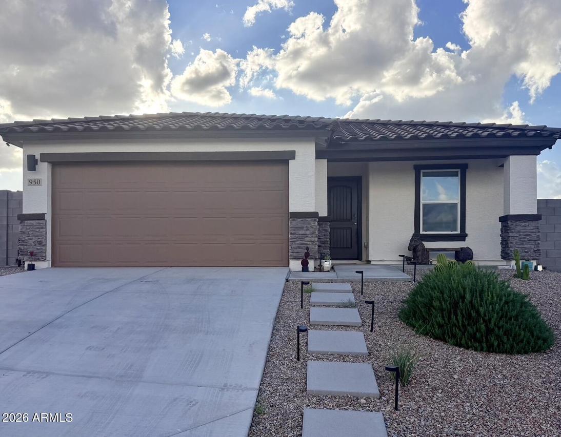 950 Logan Way, Wickenburg, AZ 85390