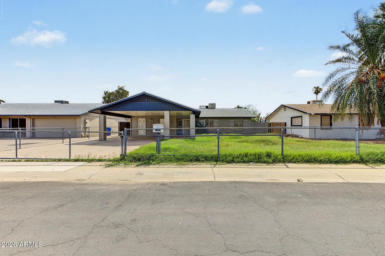 7751 W Mackenzie Dr., Phoenix, AZ 85033