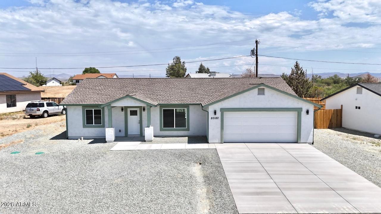 20182 E Mesa Verde Rd., Mayer, AZ 86333