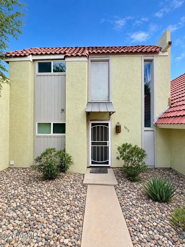 1012 E Highland Ave., Phoenix, AZ 85014