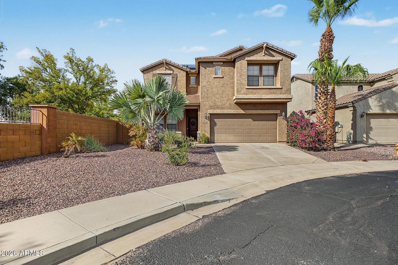 2240 W Davis Rd., Phoenix, AZ 85023