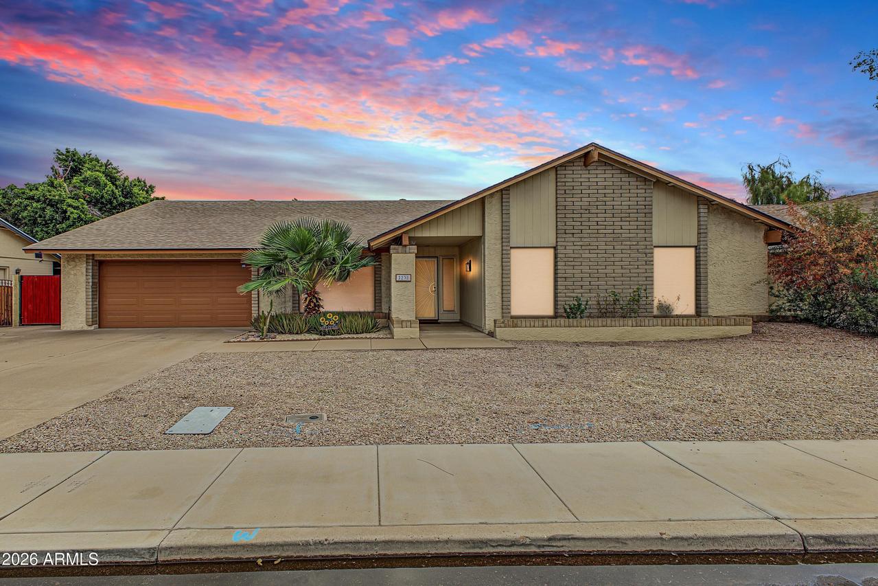 2238 W Naranja Ave., Mesa, AZ 85202