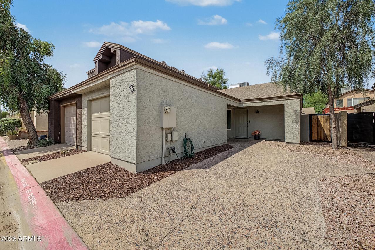 1822 S 39th St. #13, Mesa, AZ 85206