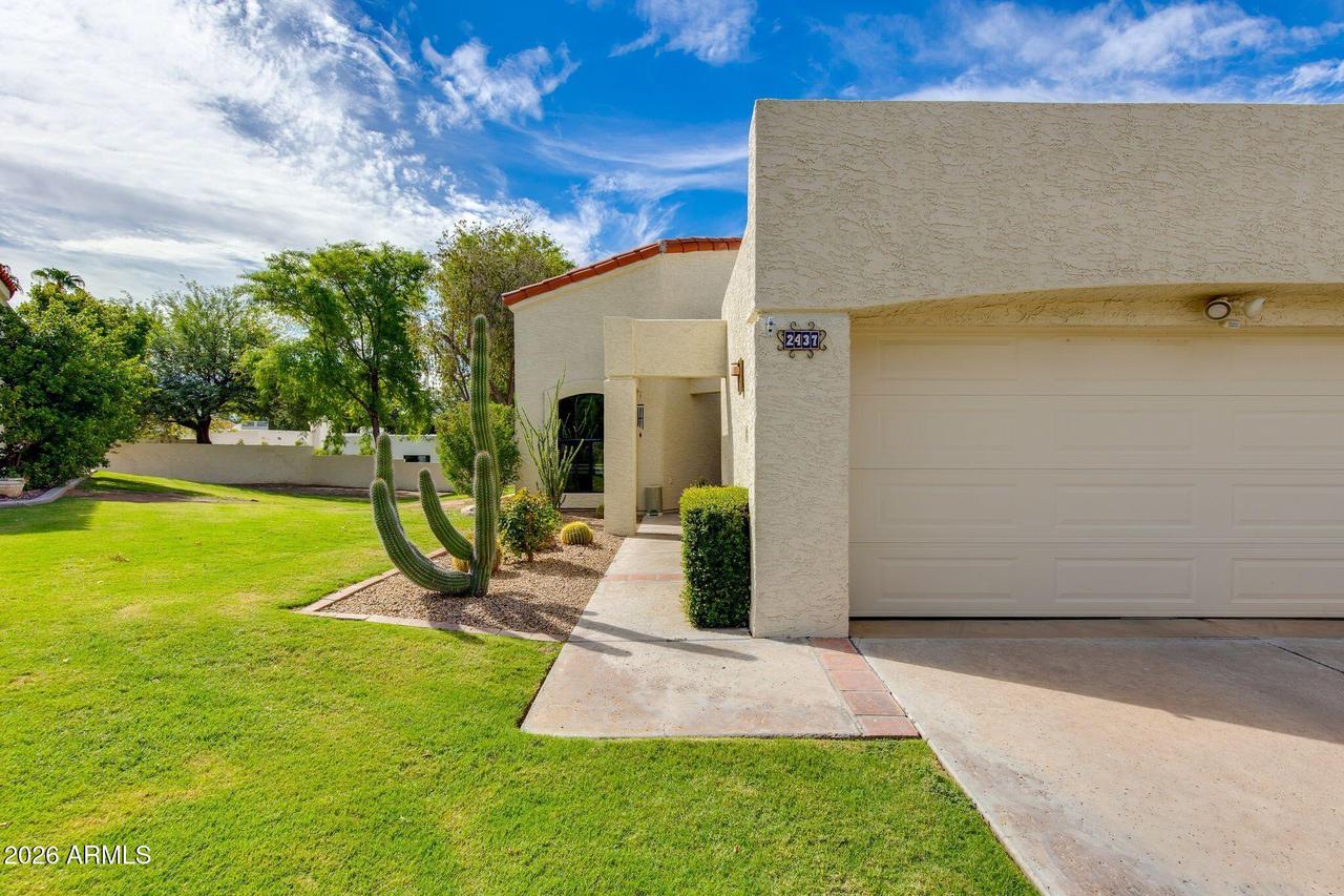 2437 E Rancho Dr., Phoenix, AZ 85016