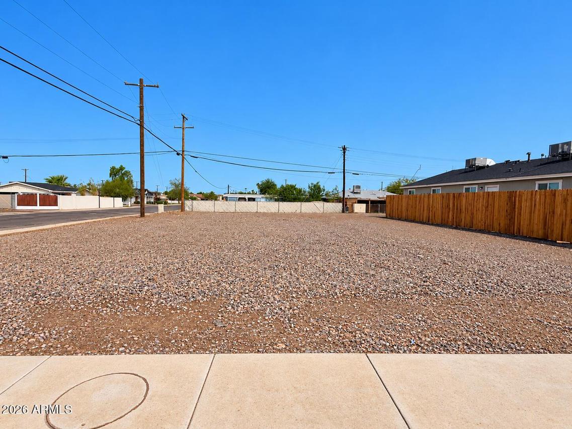 2202 E Alta Vista Rd. #1, Phoenix, AZ 85042