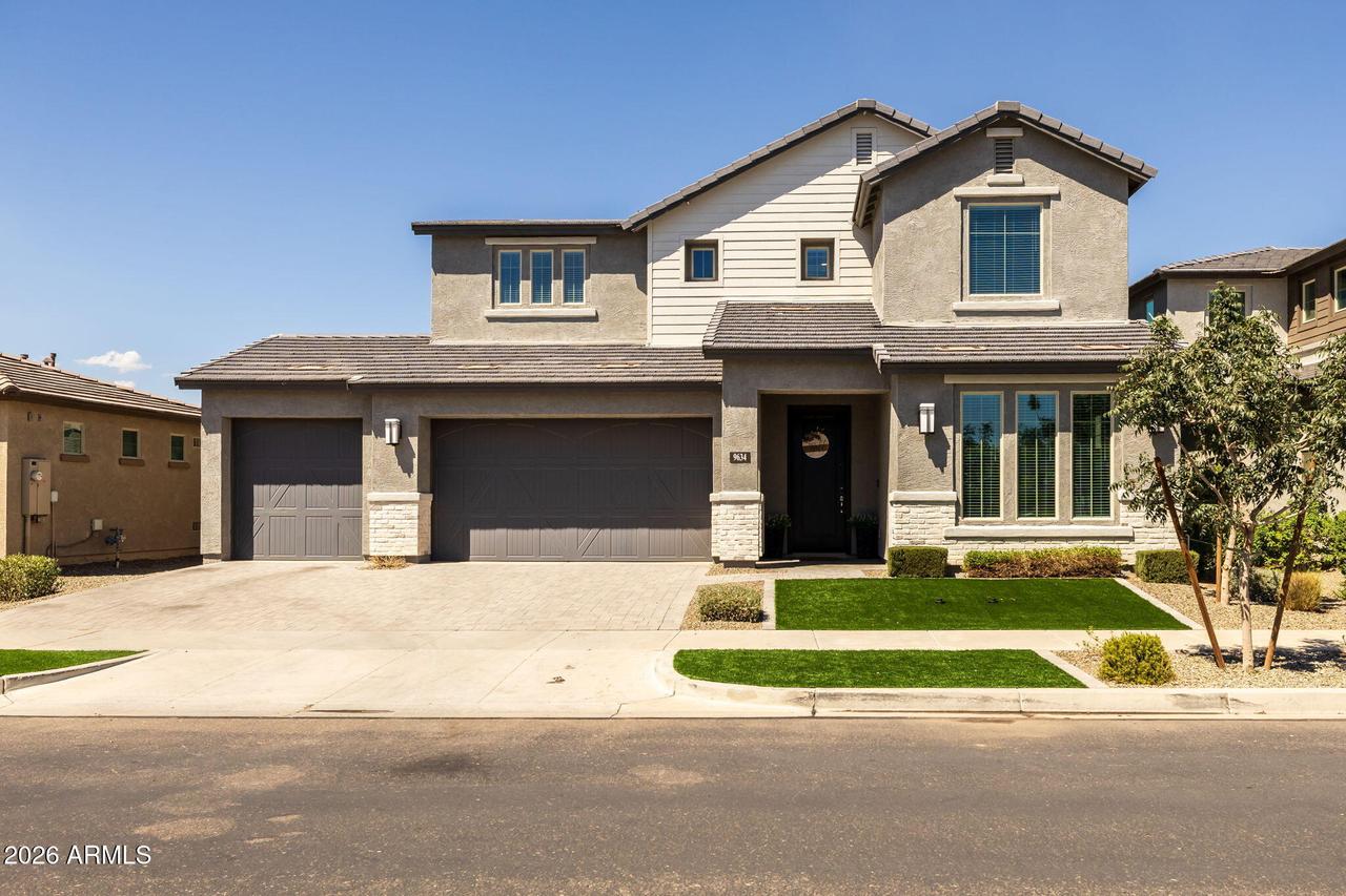 9634 E Rainbow Ave., Mesa, AZ 85212