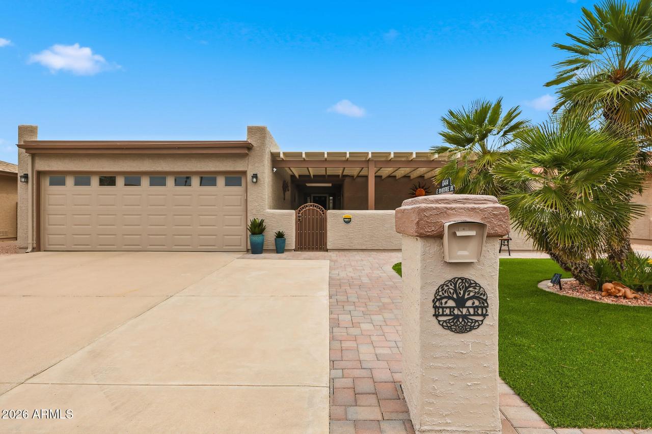 10414 E Silvertree Dr., Sun Lakes, AZ 85248