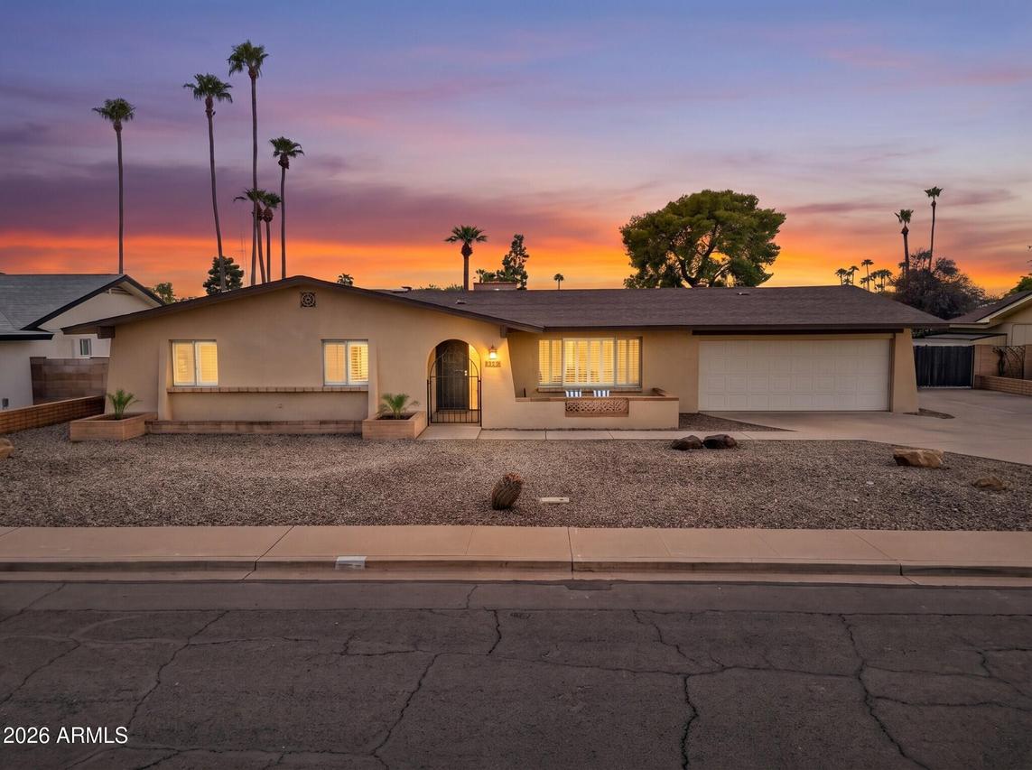 1329 E Fountain St., Mesa, AZ 85203