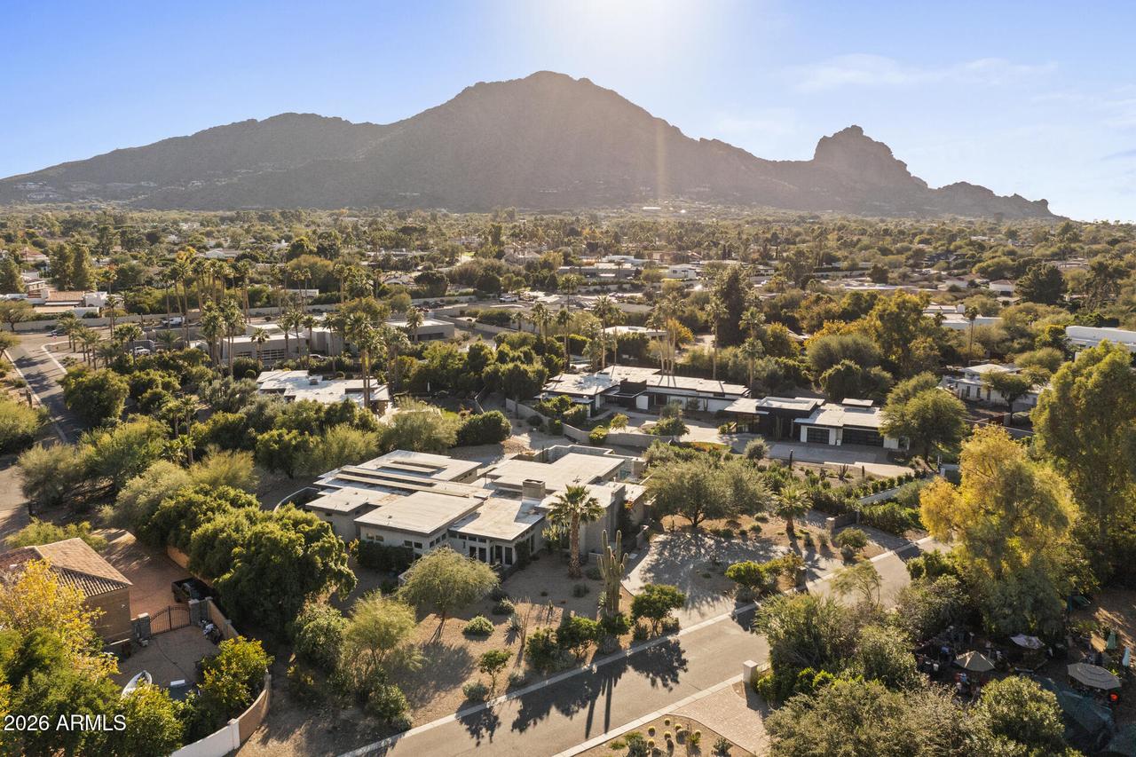 6219 E Redwing Rd., Paradise Valley, AZ 85253