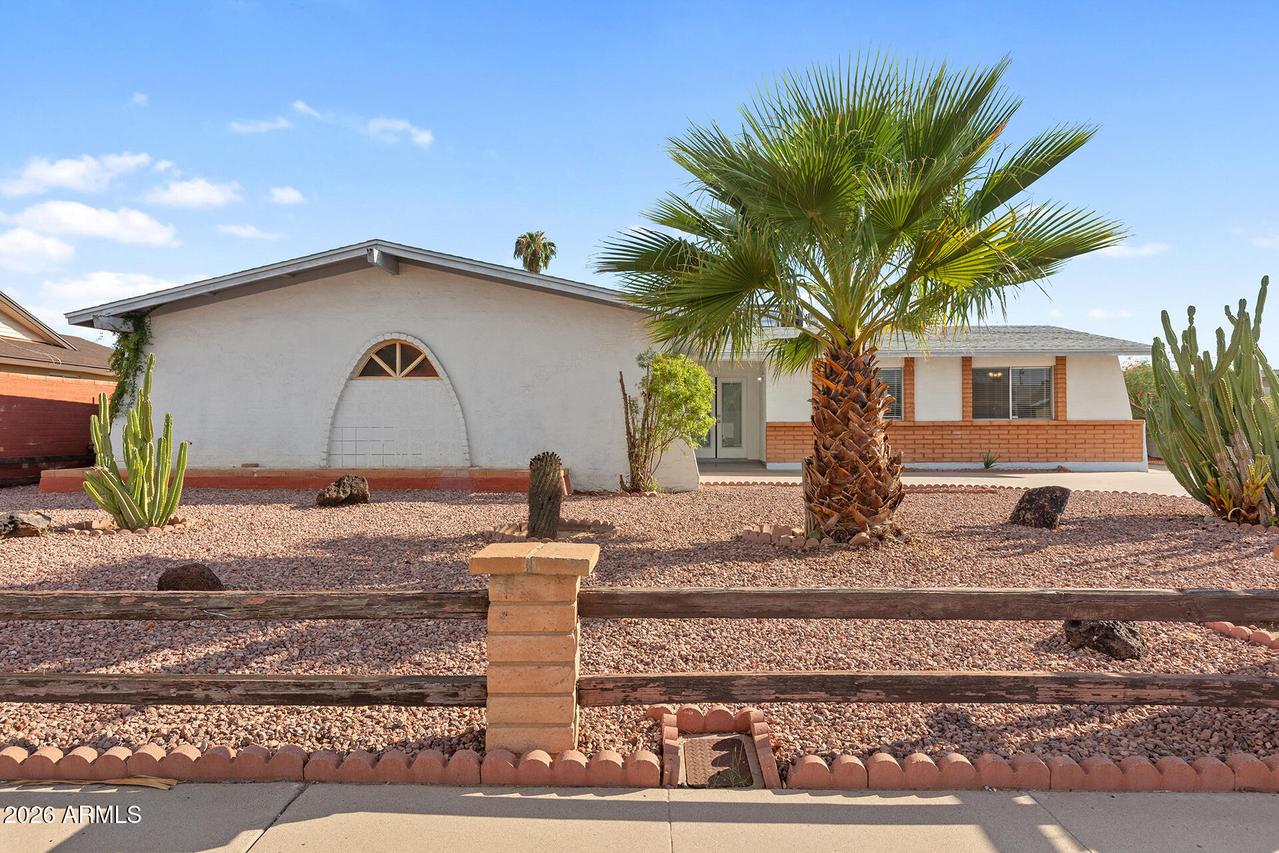 4635 W Laurel Ln., Glendale, AZ 85304