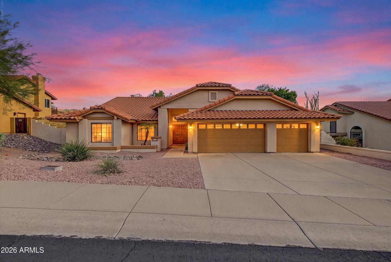 1101 E Braeburn Dr., Phoenix, AZ 85022