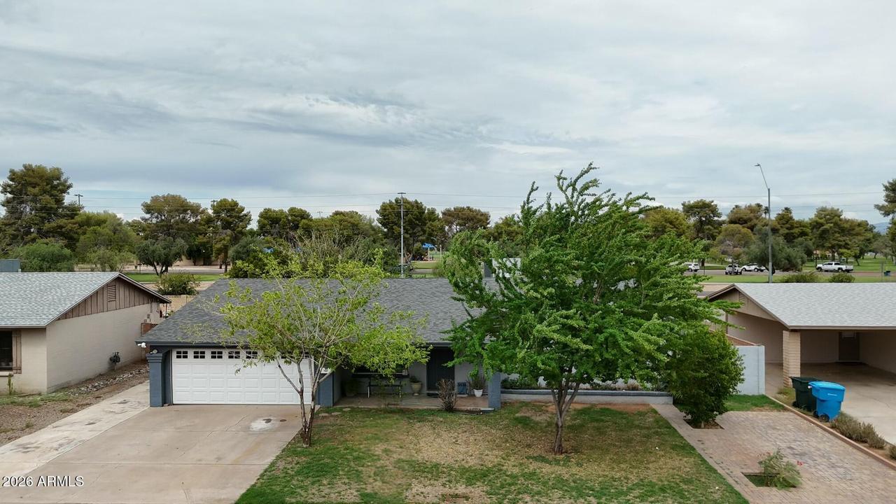 3458 E Shaw Butte Dr., Phoenix, AZ 85028