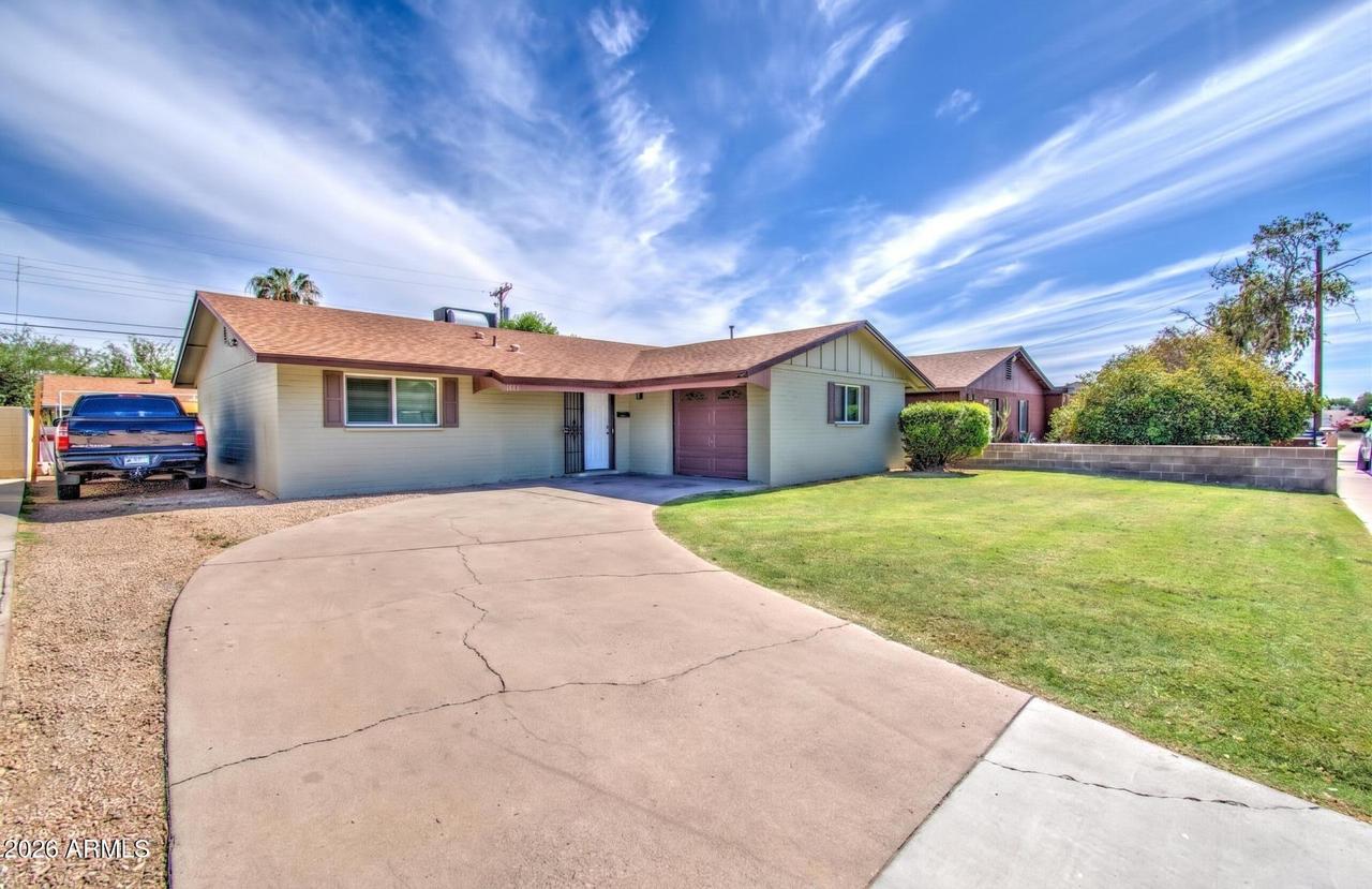 3013 N 52nd Pkwy., Phoenix, AZ 85031
