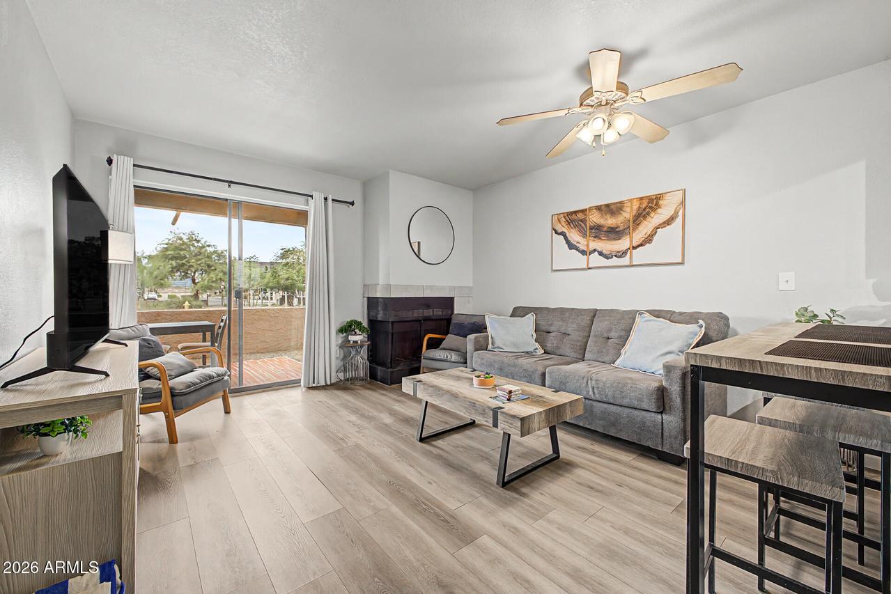 1065 W 1st St. #106, Tempe, AZ 85281