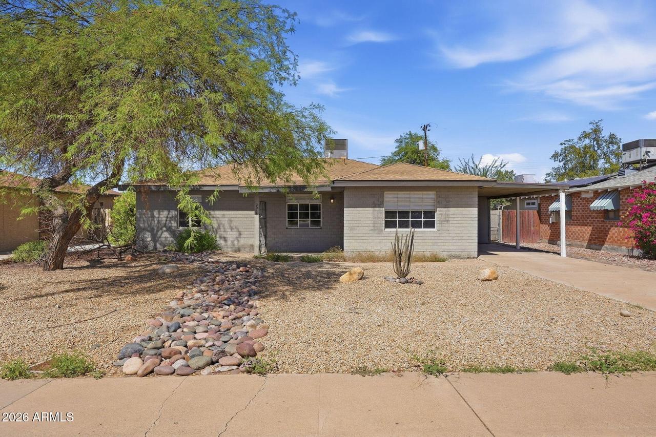 2016 W Whitton Ave., Phoenix, AZ 85015