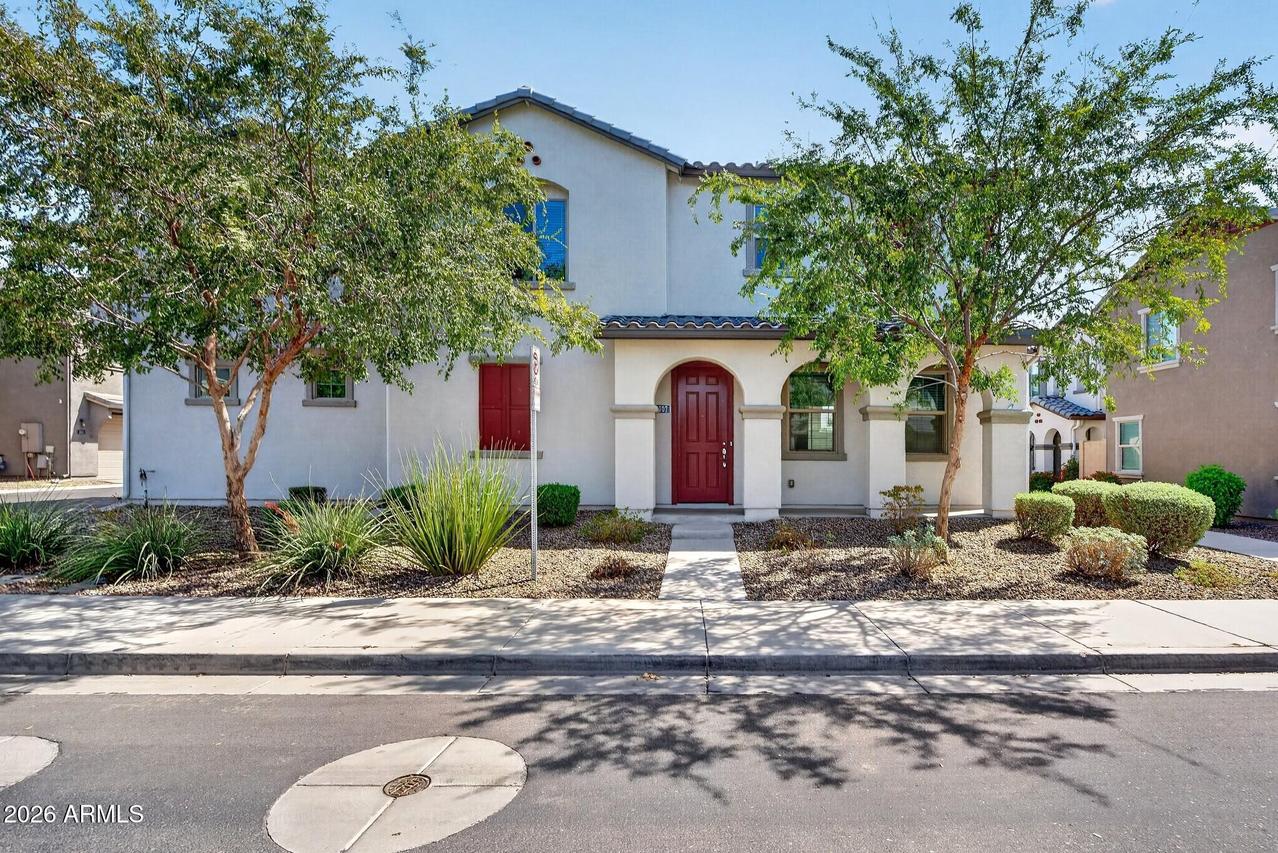 1707 S 82nd Way, Mesa, AZ 85209
