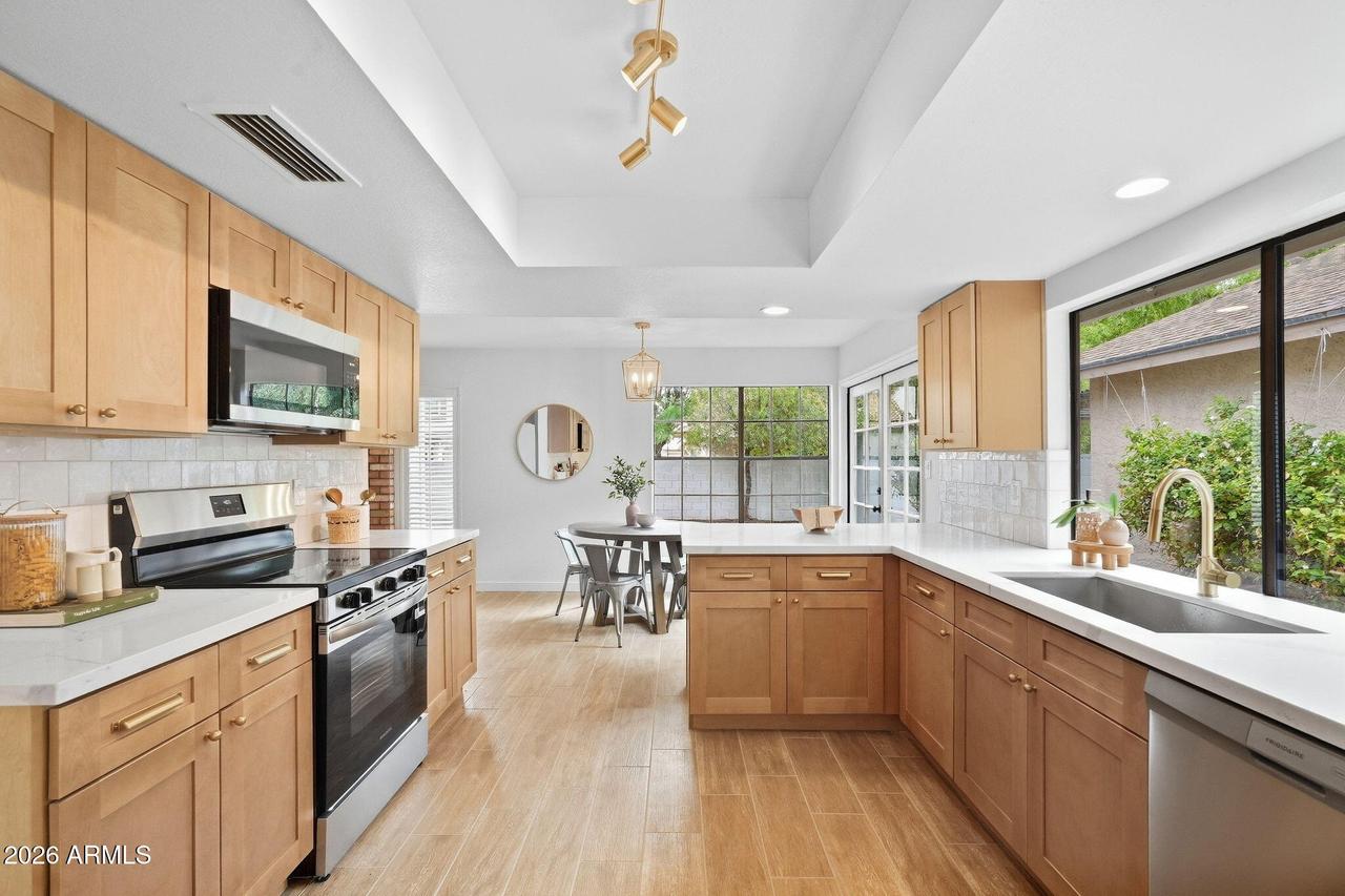 2439 W Kiowa Ave., Mesa, AZ 85202