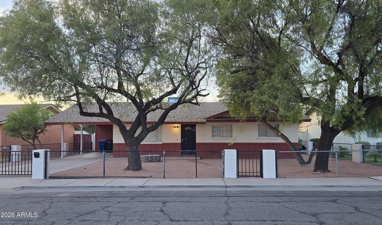264 E 9th Dr., Mesa, AZ 85210