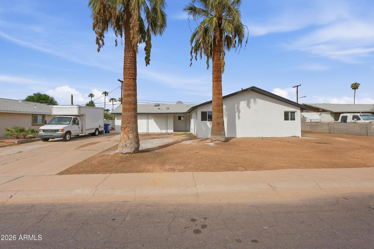 6402 W Orange Dr., Glendale, AZ 85301