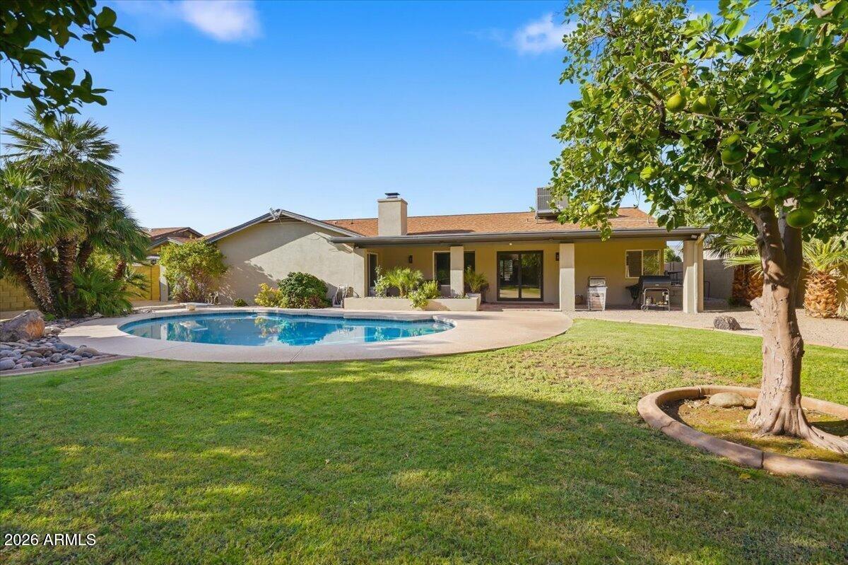 1001 E Aire Libre Ave., Phoenix, AZ 85022