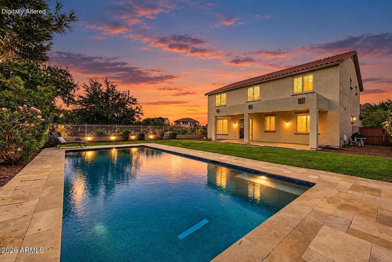 5613 W Tombstone Tr., Phoenix, AZ 85083