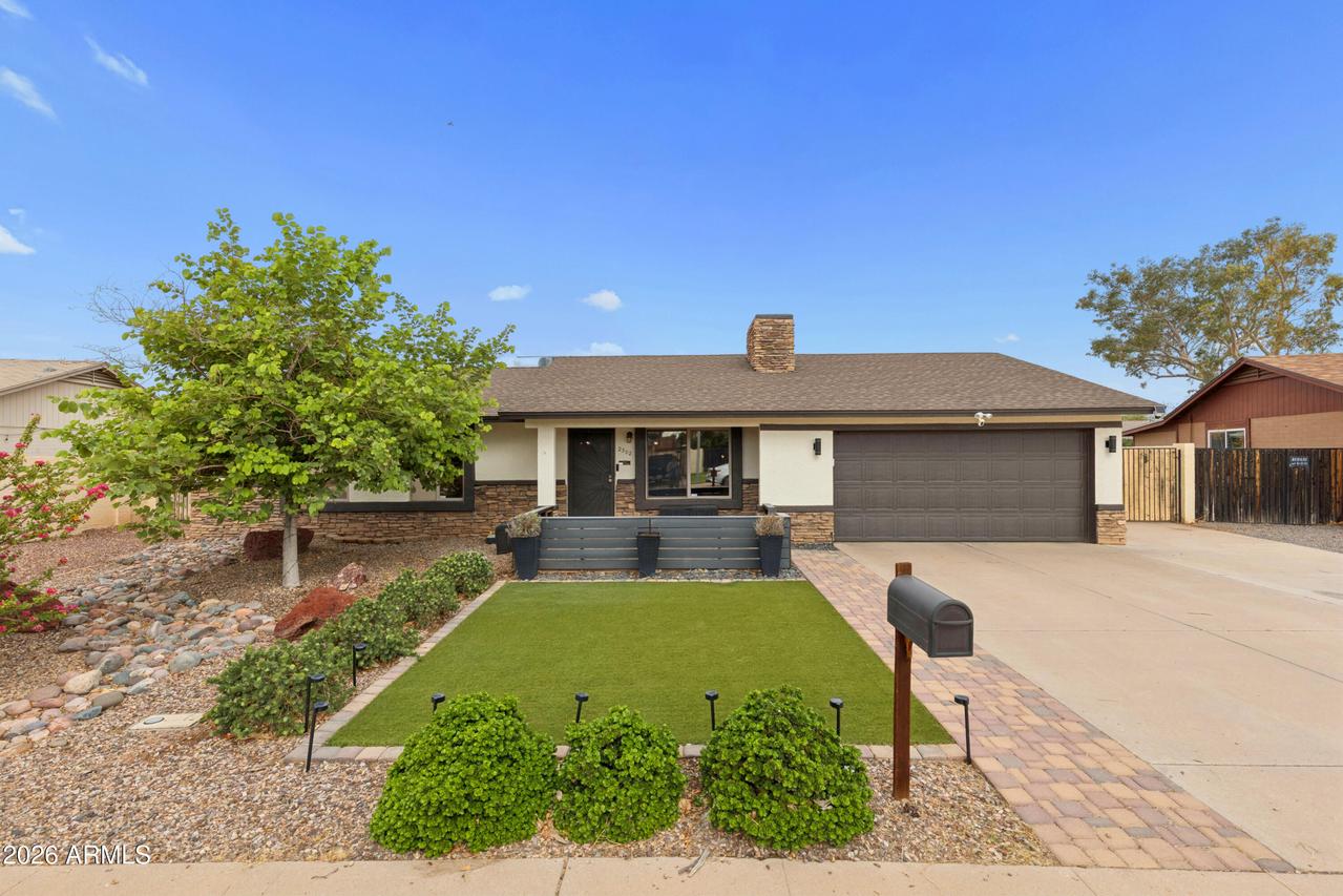 2302 E Chicago St., Chandler, AZ 85225
