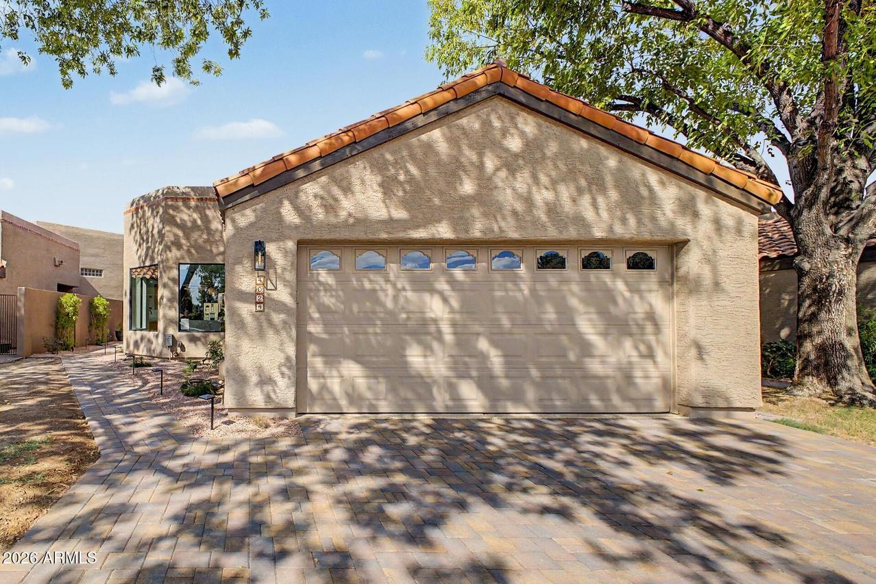 4024 E Paradise Dr., Phoenix, AZ 85028