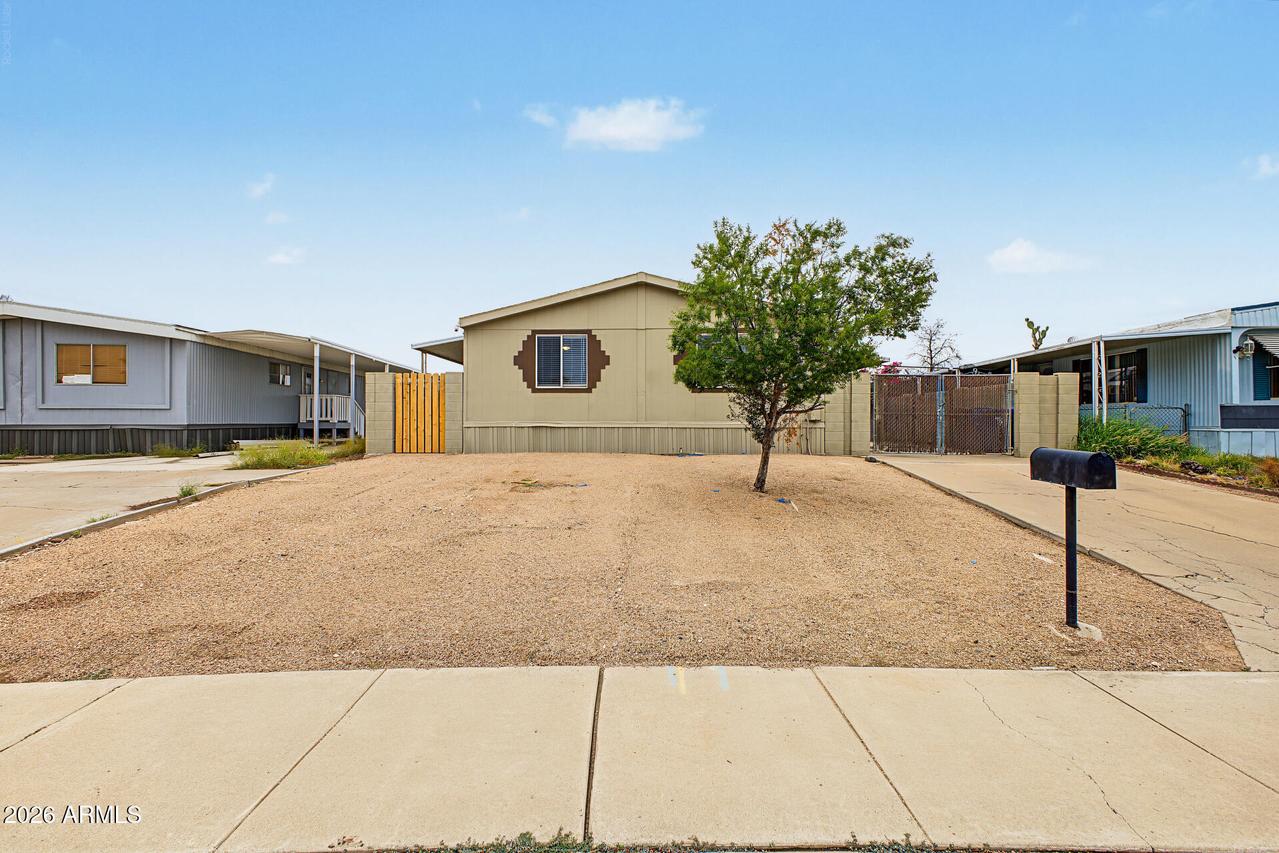 343 S Winterhaven St., Mesa, AZ 85204