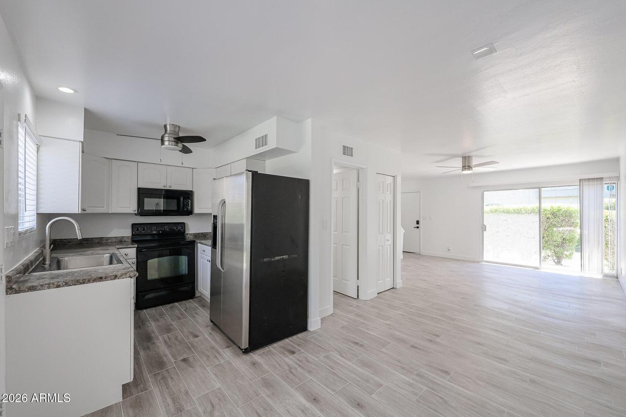 4610 N 68th St. #414, Scottsdale, AZ 85251