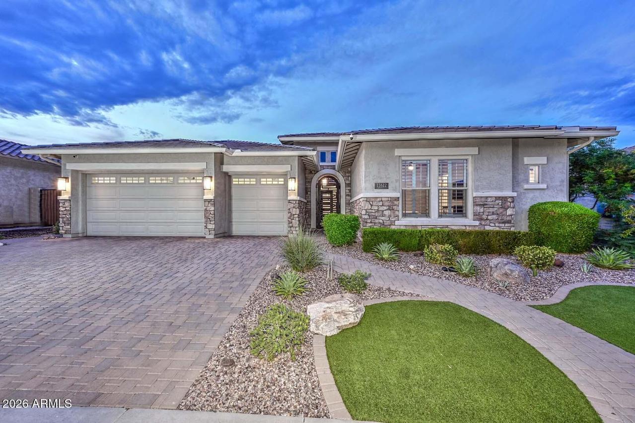 11612 W Candelilla Way, Peoria, AZ 85383