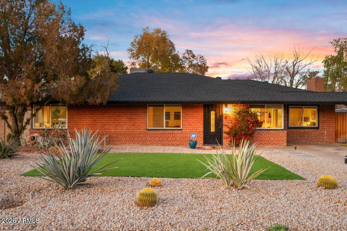 1716 W Berridge Ln., Phoenix, AZ 85015