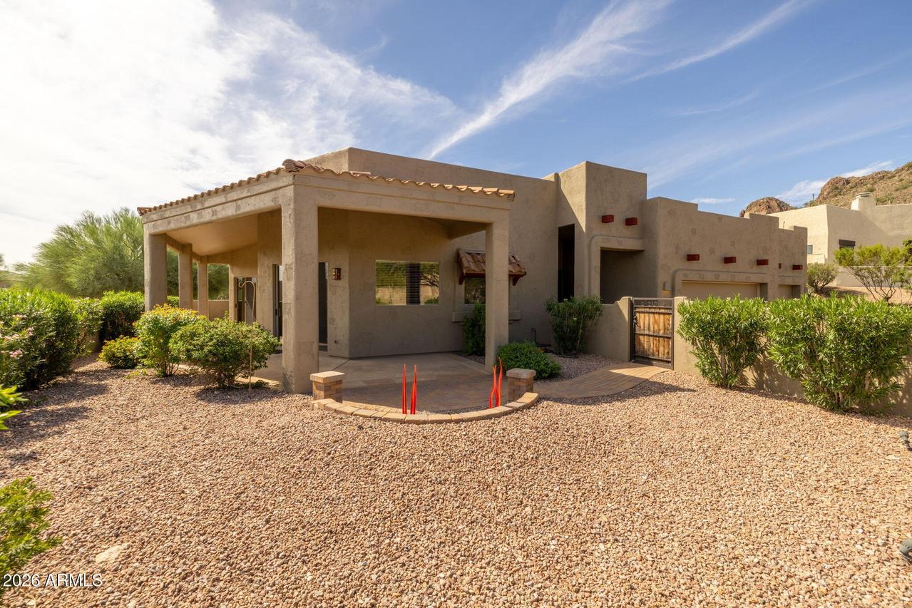 9987 E Fools Gold Pl., Gold Canyon, AZ 85118